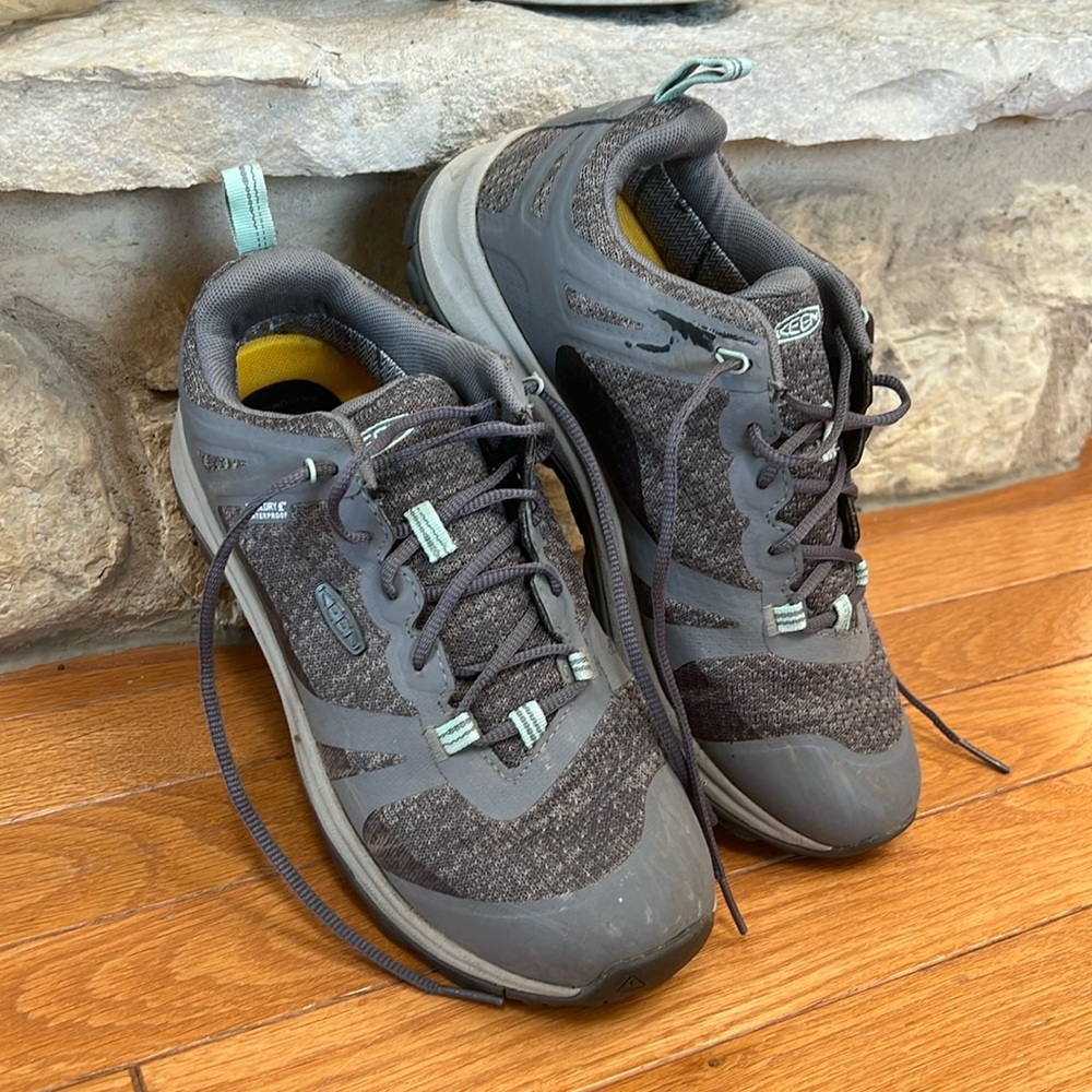 Keen hiking shoes